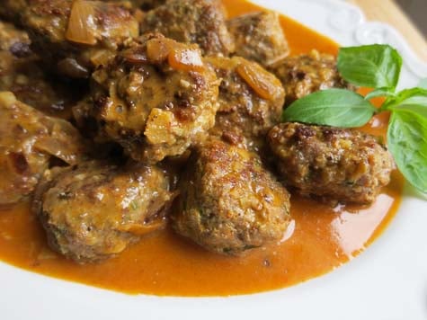 thai spiced meatballs in a coconut curry