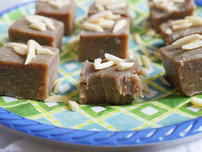This 2-ingredient Banana Fudge is paleo, vegan, gluten-free, dairy-free, AND sugar-free! It's also a great way to use up ripe bananas! Recipe by Ashley of MyHeartBeets.com