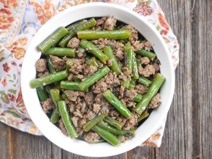 Spicy sage ground beef and green beans by ashley of myheartbeets.com