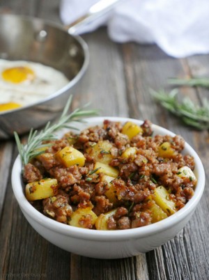 Spicy Rosemary Sausage and Potato Breakfast Hash | My Heart Beets