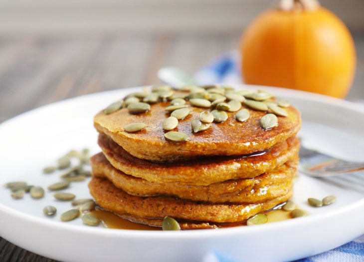 Blender Pancakes: Gluten-Free Oatmeal Pumpkin Pancakes by ashley of myheartbeets.com