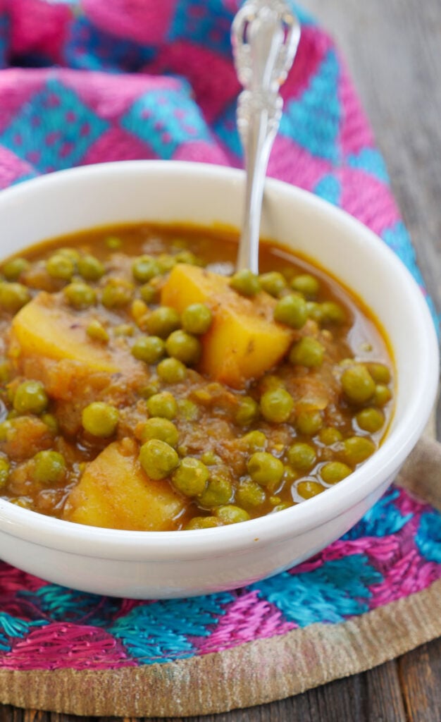 Instant Pot Aloo Matar Potato And Pea Curry My Heart Beets