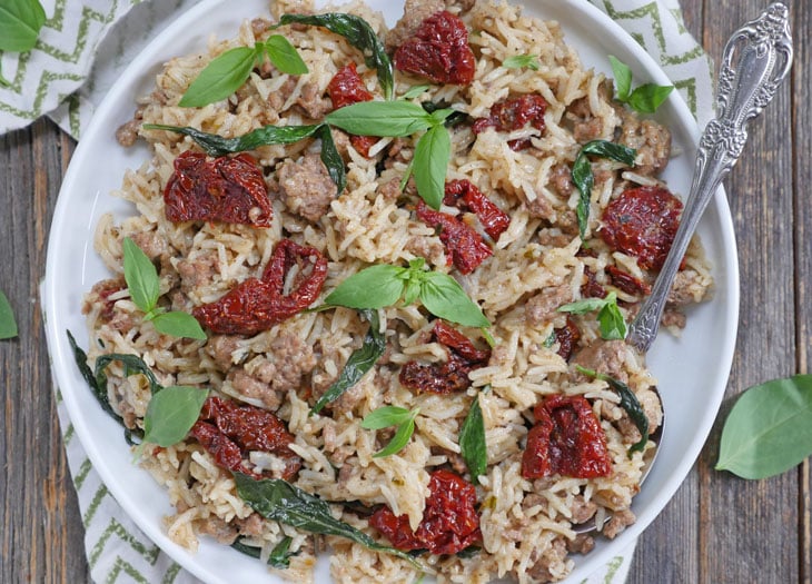 instant pot ground lamb pilaf with sun-dried tomatoes and basil
