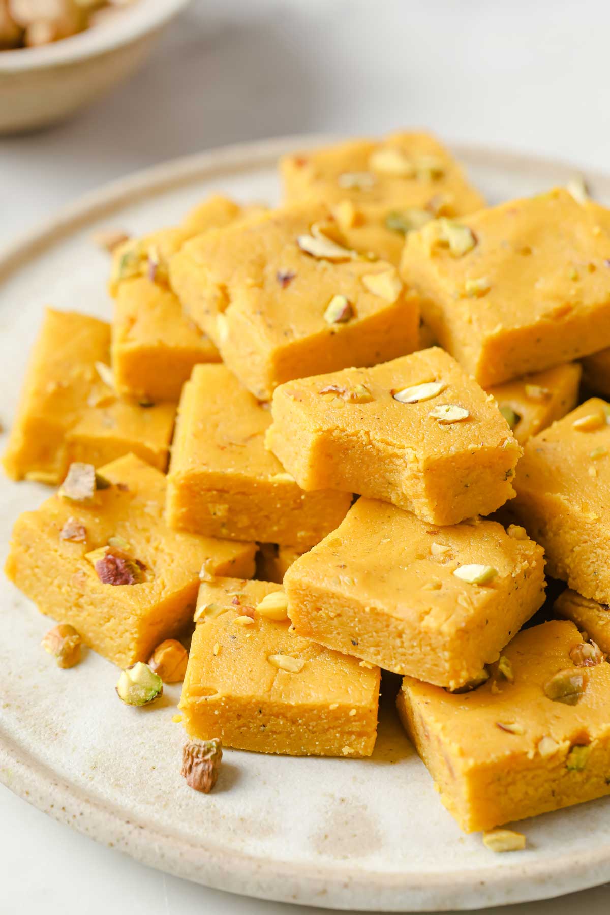 मिल्क मैंगो बर्फी Milk Mango Burfi